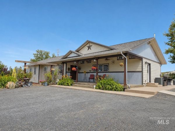 1390 Sather Road, Genesee, ID 83832