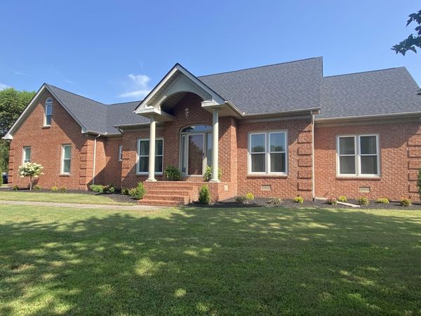 508 Redstone Dr, Gallatin, TN 37066