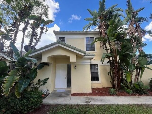 690 Via Toscana, Wellington, FL 33414