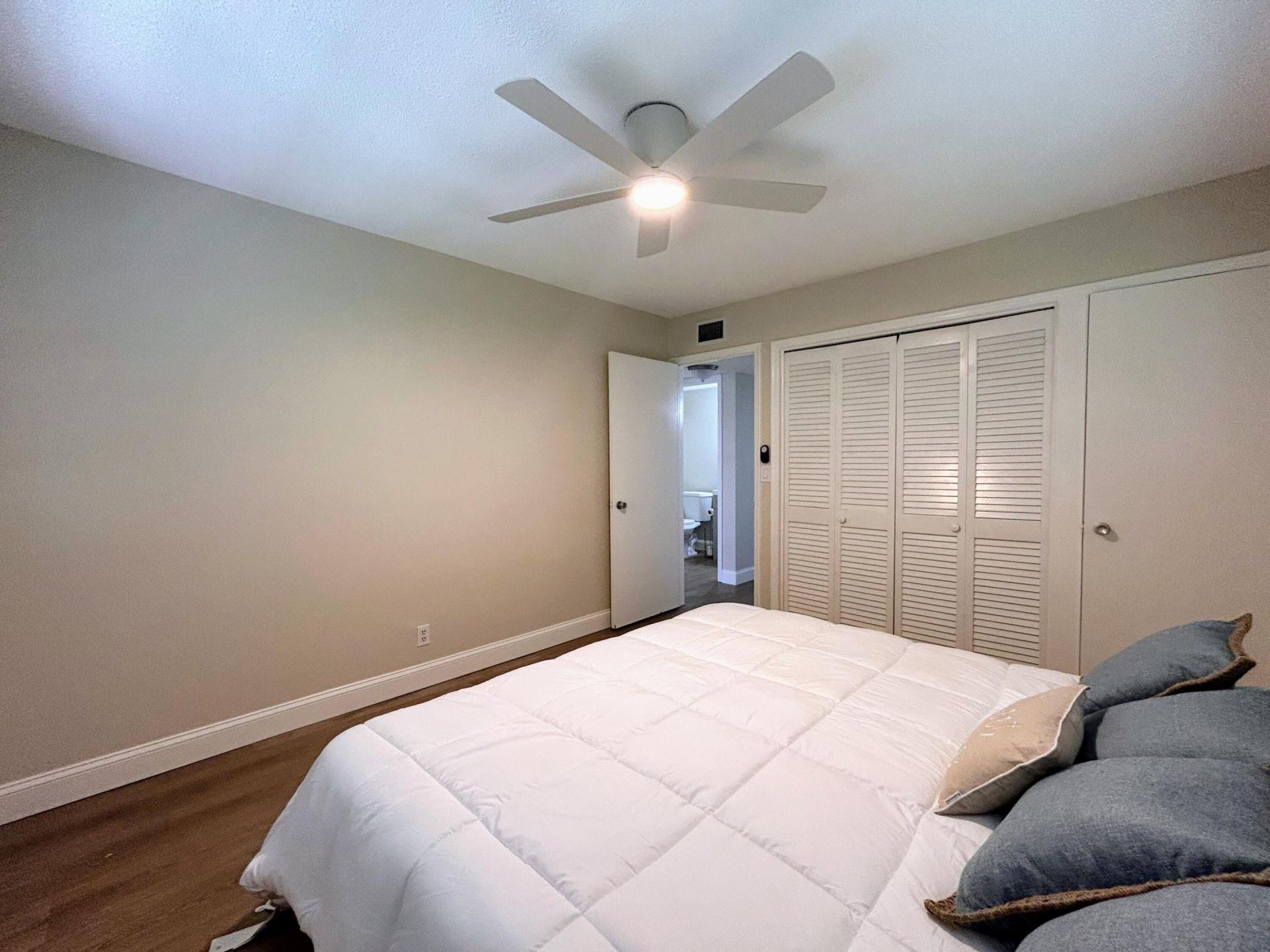 620 Horizons, Unit 201, Boynton Beach, FL 33435 Photo