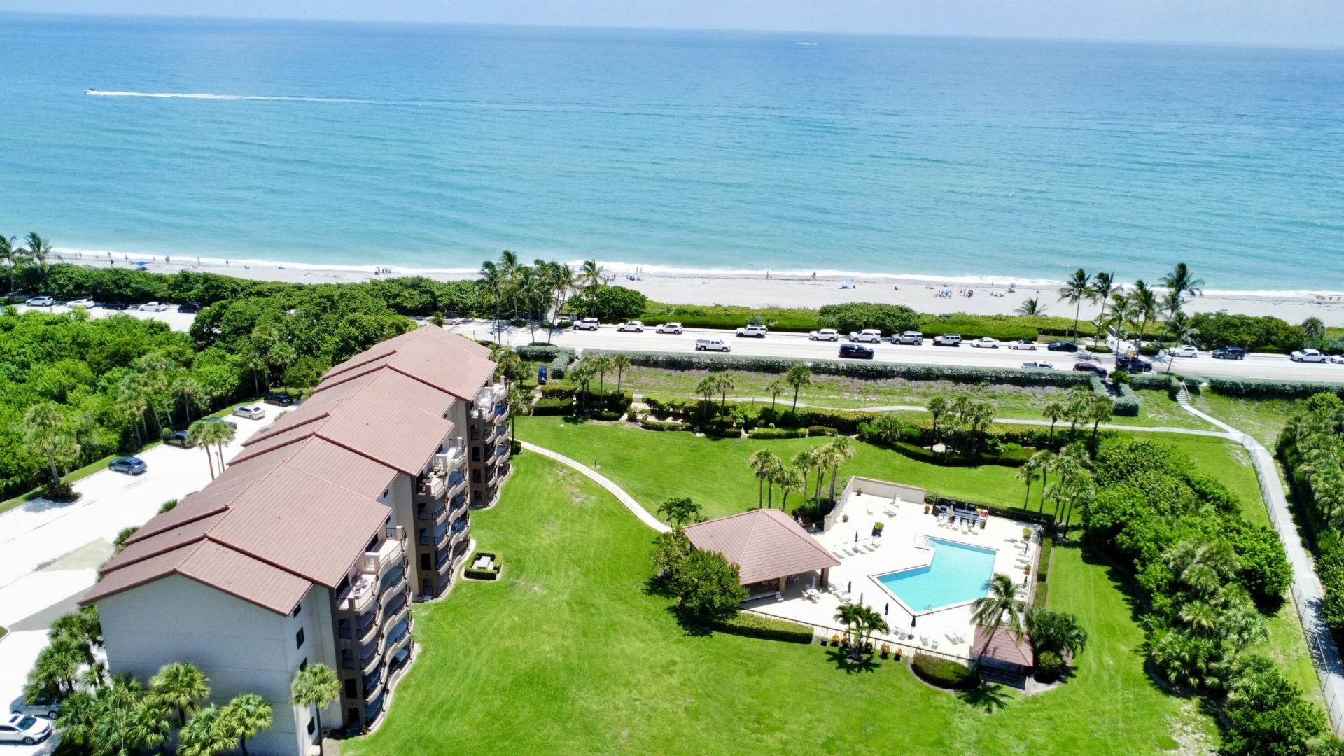 401 Ocean Bluffs Boulevard, Unit 205, Jupiter, FL 33477 Photo