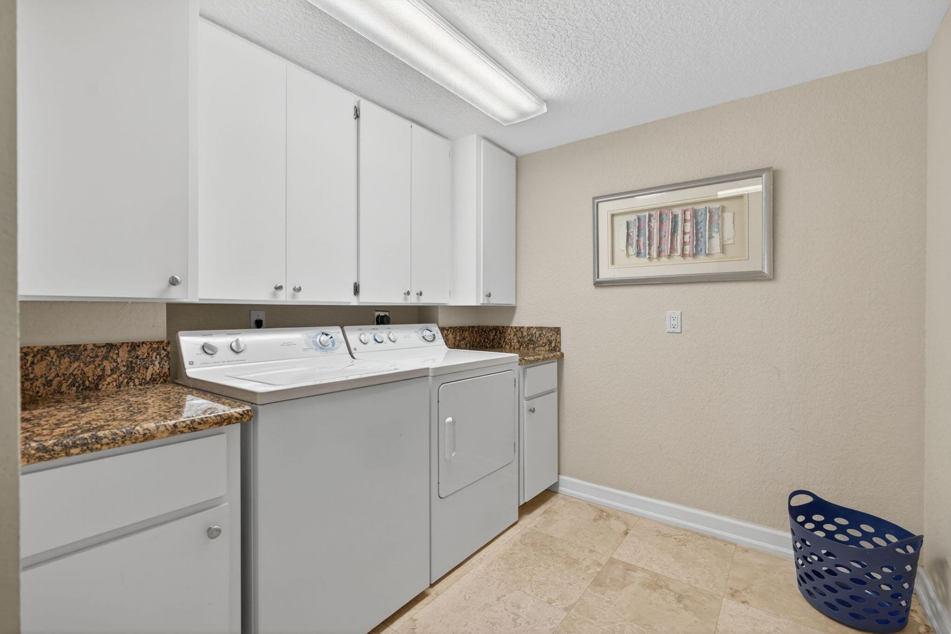 401 Ocean Bluffs Boulevard, Unit 205, Jupiter, FL 33477 Photo