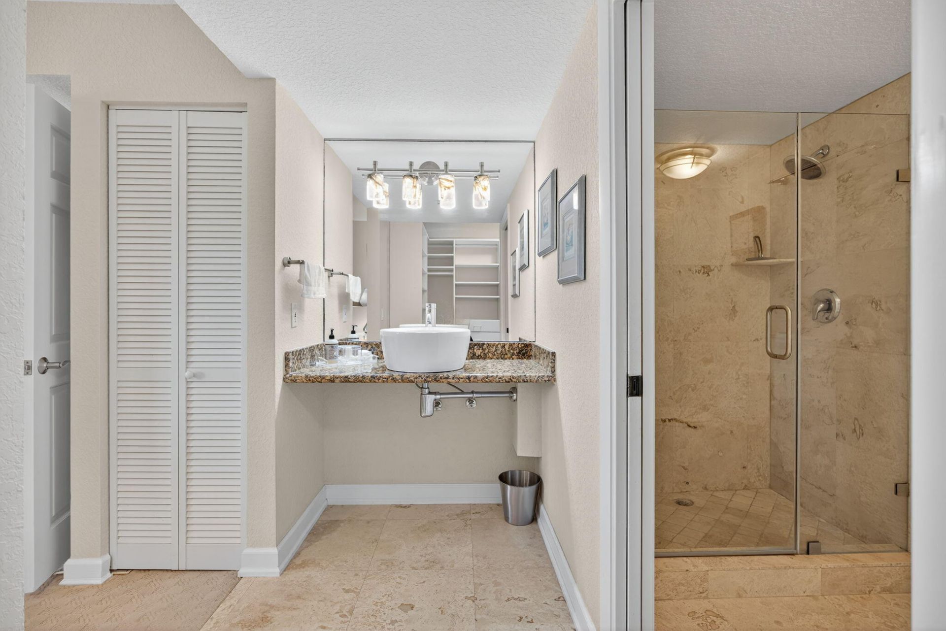 401 Ocean Bluffs Boulevard, Unit 205, Jupiter, FL 33477 Photo