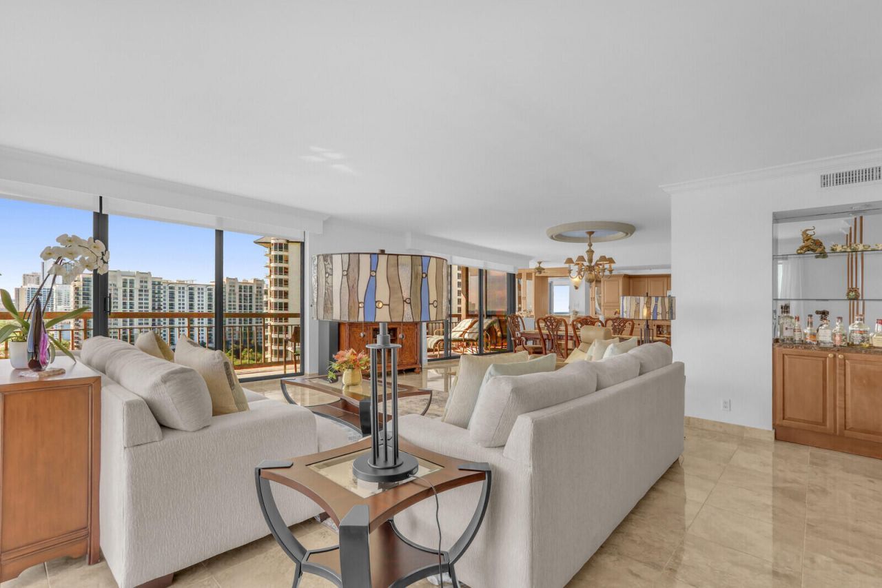 4000 N Ocean Drive, Unit 1702, Singer Island, FL 33404 Photo