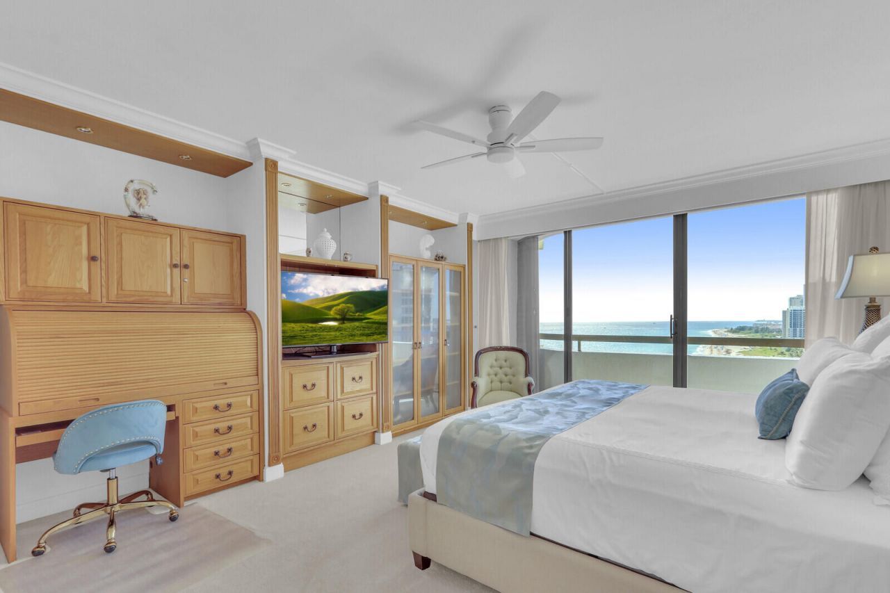 4000 N Ocean Drive, Unit 1702, Singer Island, FL 33404 Photo