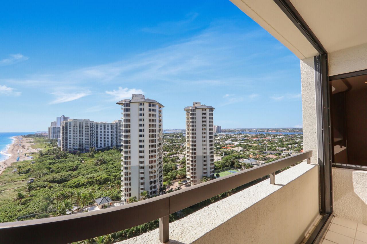 4000 N Ocean Drive, Unit 1702, Singer Island, FL 33404 Photo