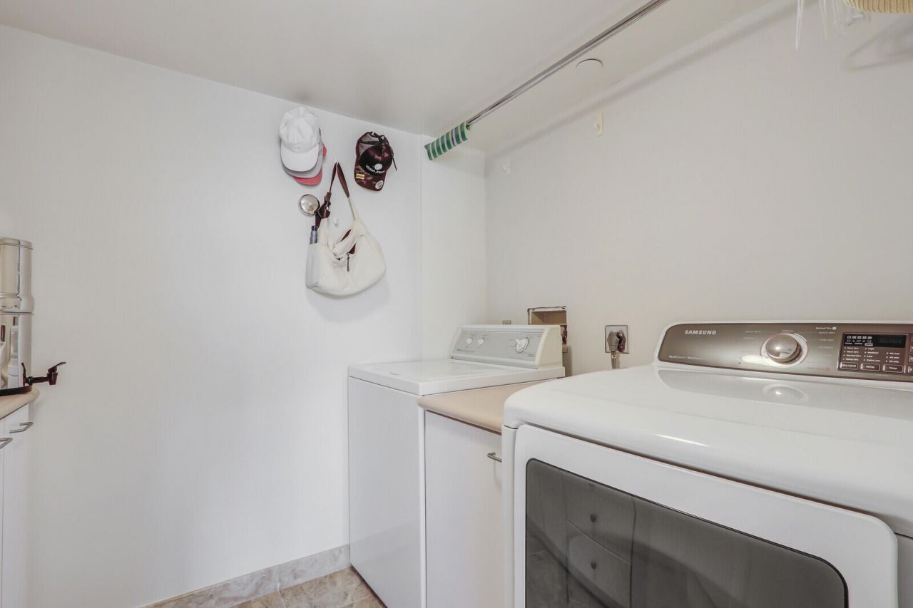 4000 N Ocean Drive, Unit 1702, Singer Island, FL 33404 Photo