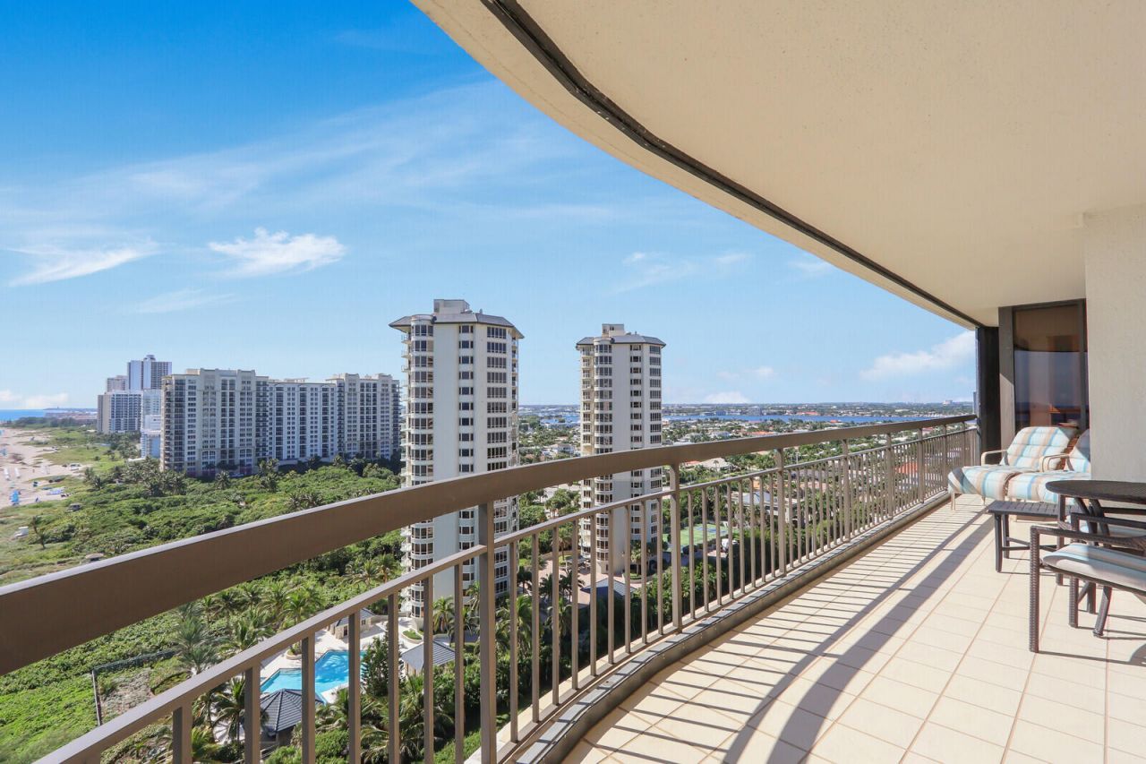 4000 N Ocean Drive, Unit 1702, Singer Island, FL 33404 Photo