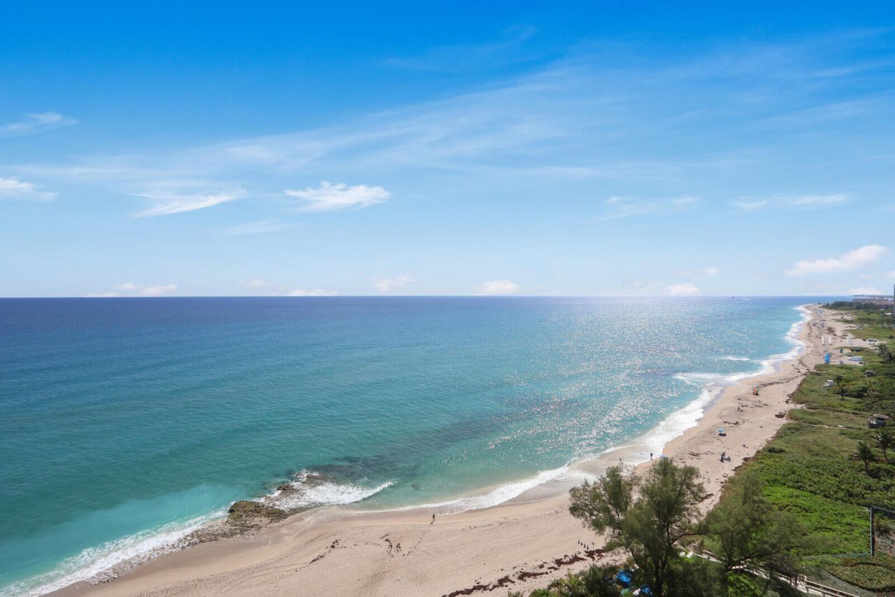 4000 N Ocean Drive, Unit 1702, Singer Island, FL 33404 Photo