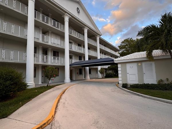 3507 Village Boulevard, Unit 201, West Palm Beach, FL 33409