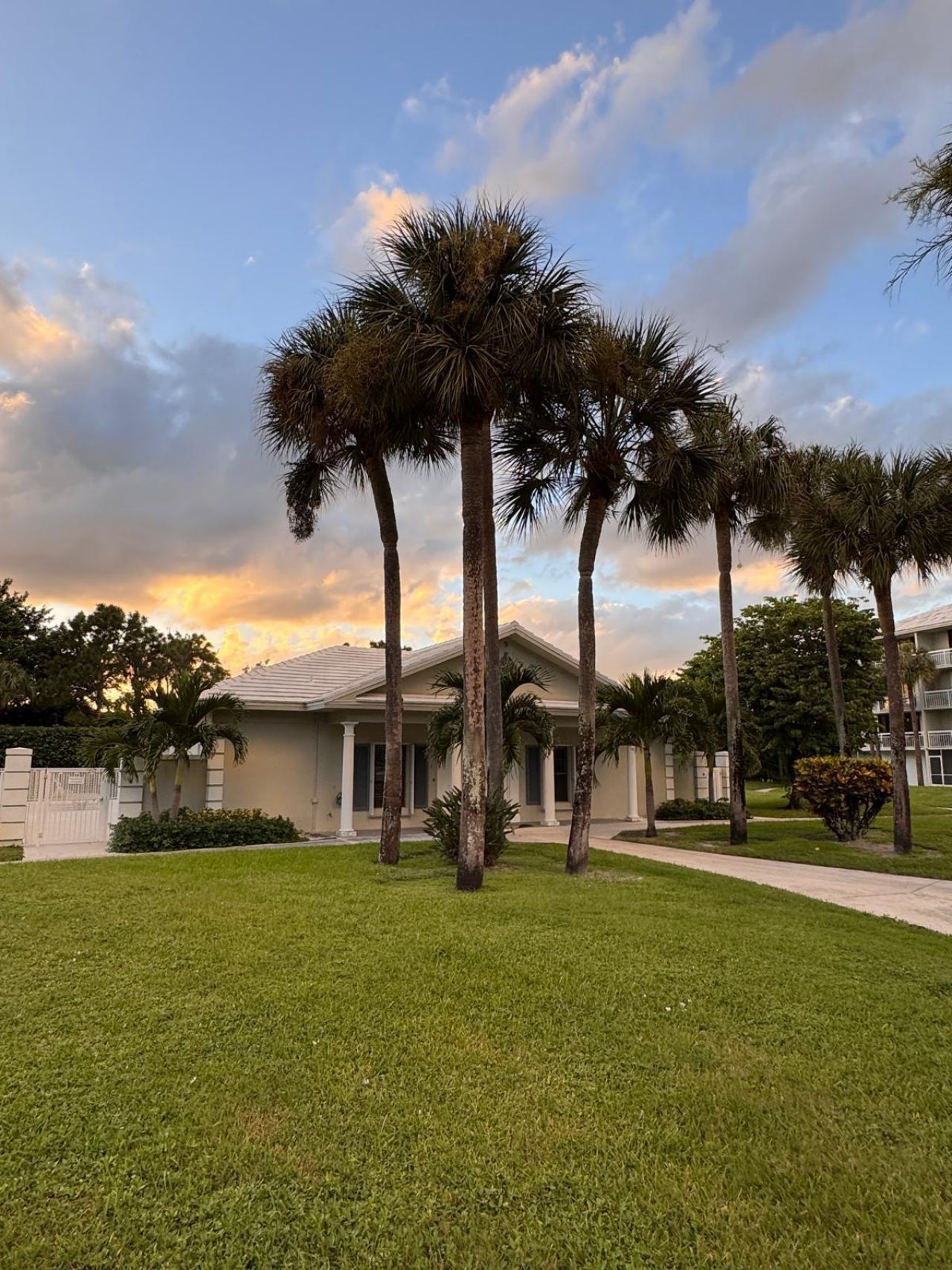 3507 Village Boulevard, Unit 201, West Palm Beach, FL 33409 Photo