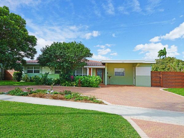 1001 SE 5 Avenue, Pompano Beach, FL 33060