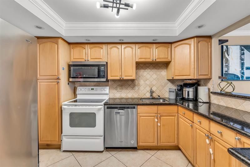 3080 N Course Drive, Unit 501, Pompano Beach, FL 33069 Photo