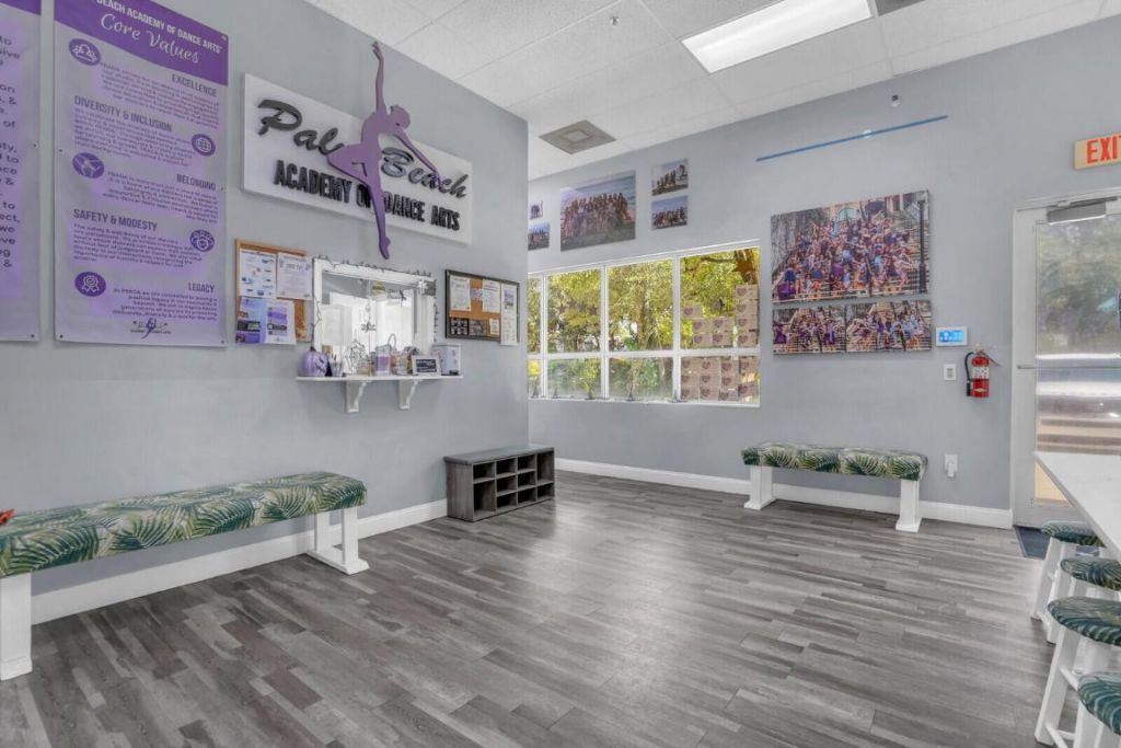 10101 W Lantana Road, Lake Worth, FL 33449 Photo