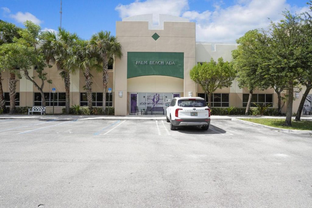 10101 W Lantana Road, Lake Worth, FL 33449 Photo