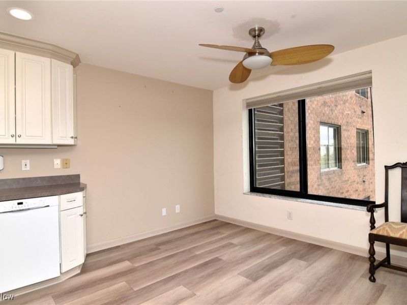 27500 Cedar Road, Unit 403, Beachwood, OH 44122 Photo 11