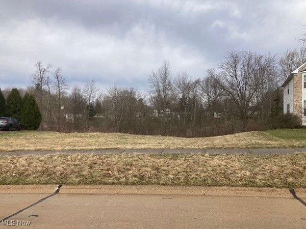 180 Beaumont Trail, Aurora, OH 44202