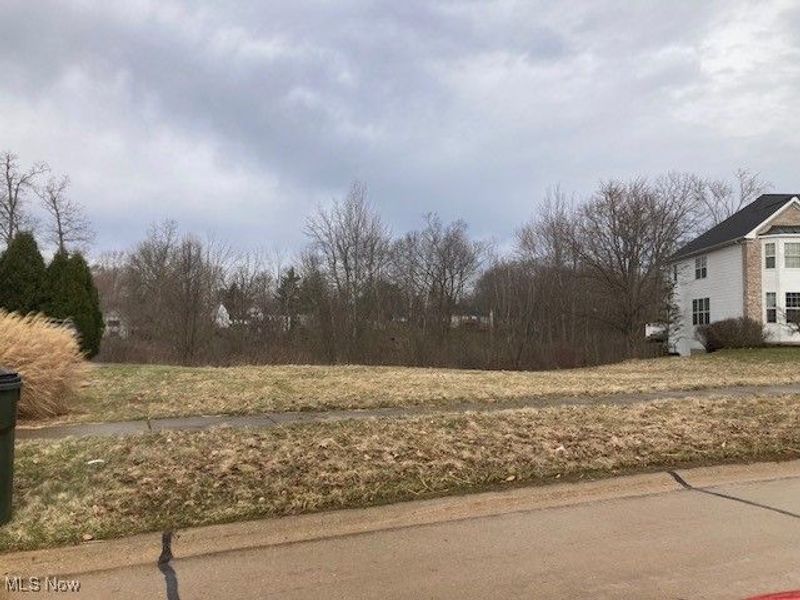 180 Beaumont Trail, Aurora, OH 44202 Photo 2