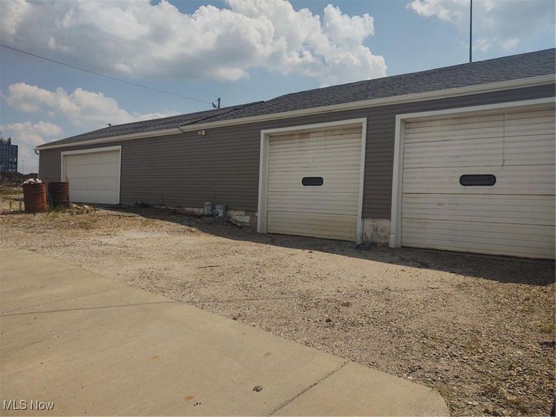 20810 Salisbury Road, Warrensville Heights, OH 44146 Photo 4