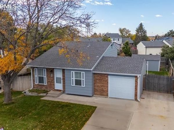 704 Madison Way, Bennett, CO 80102