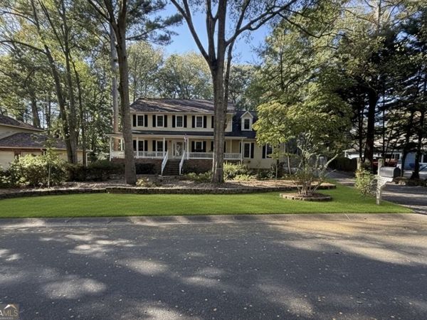 153 Lakeside Drive, Peachtree City, GA 30269