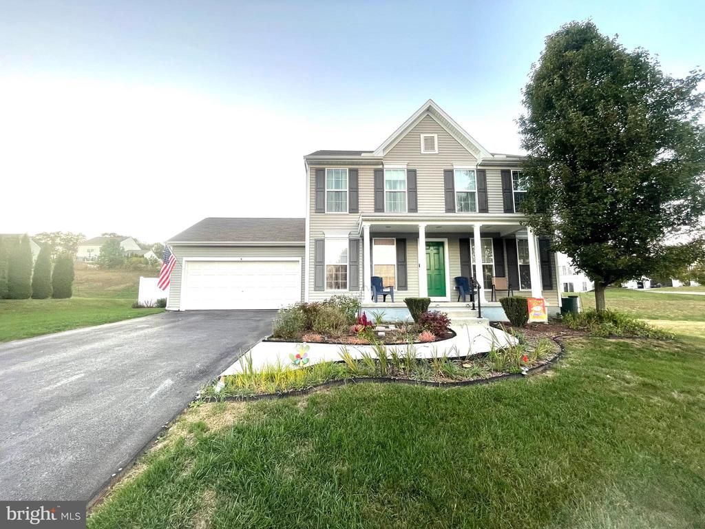 20 CRABAPPLE DRIVE, YORK HAVEN, PA 17370