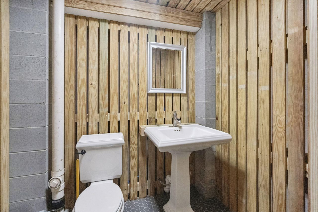 346 Bayview Drive Photo 56