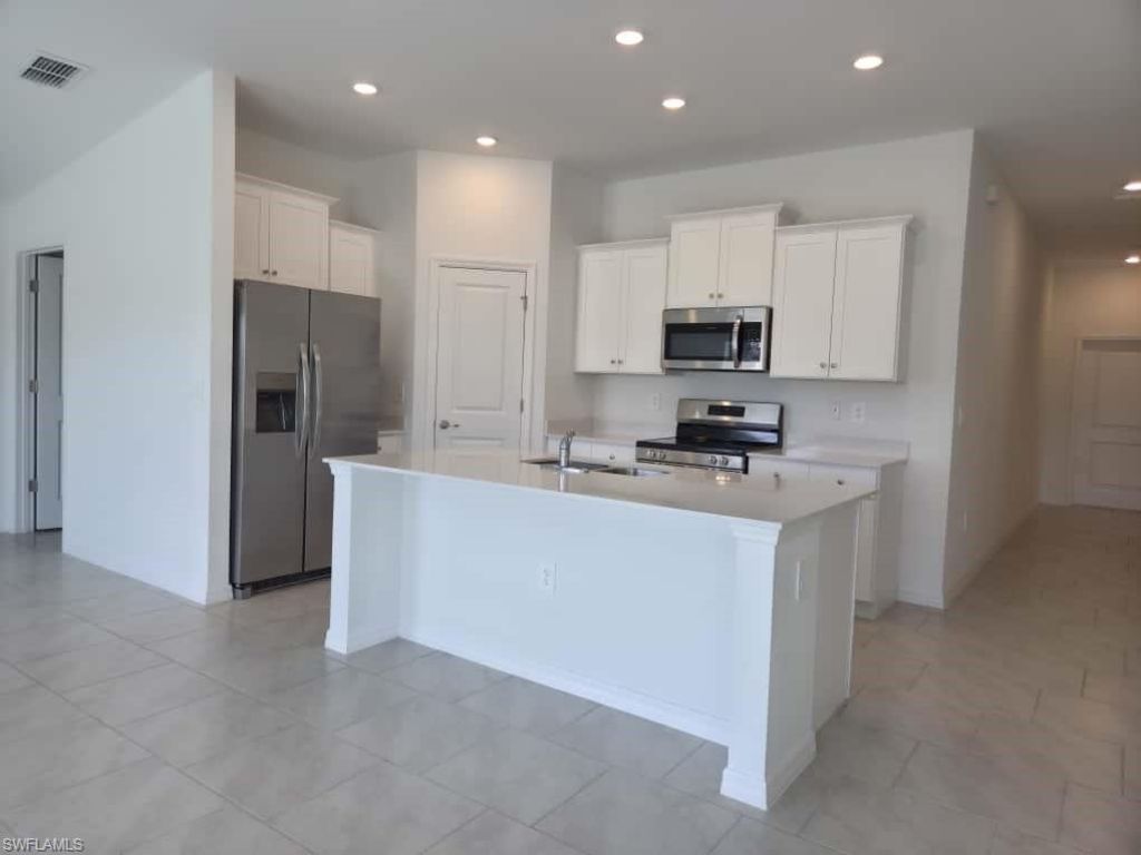 3403 34 St Sw, Lee, FL 33976 Photo