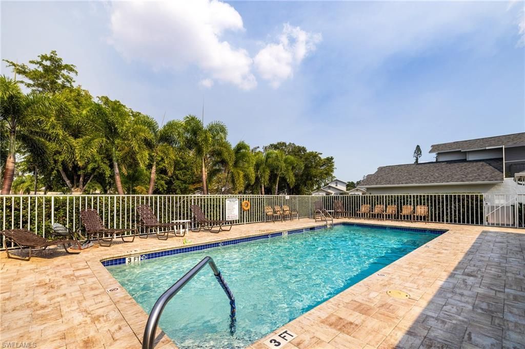 13670 Abbey Dr, Unit 4, Fort Myers, FL 33919 Photo