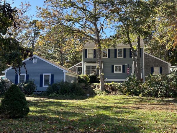 8 W Crossfield Road, Forestdale, MA 02644