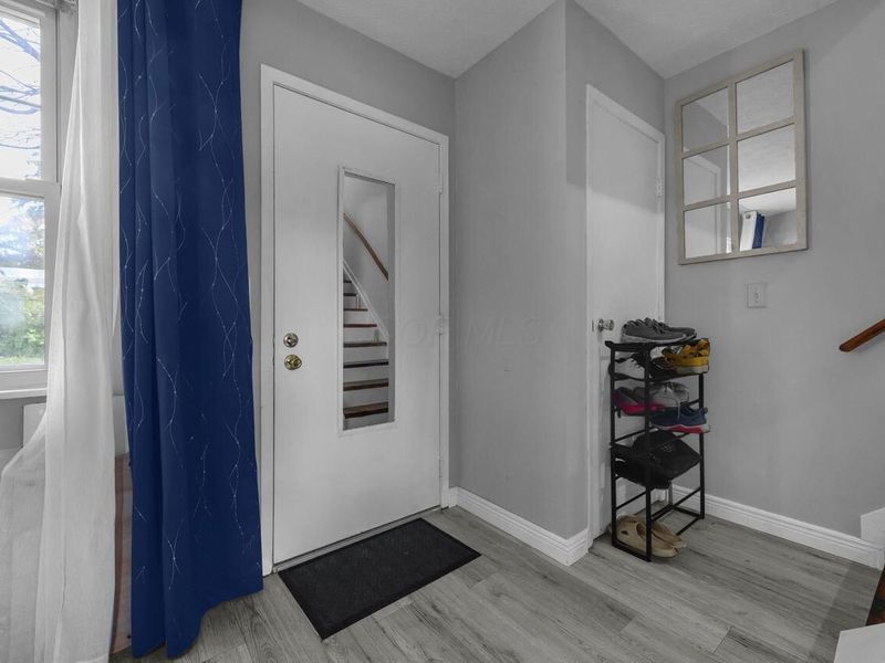 2292 Laurelwood Drive, Unit 2292L, Columbus, OH 43229 Photo 13