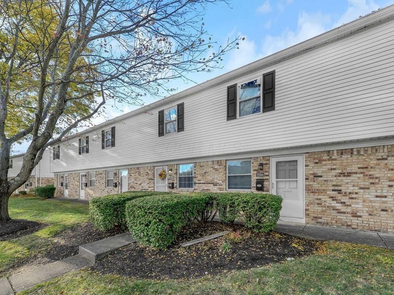 2292 Laurelwood Drive, Unit 2292L, Columbus, OH 43229 Photo 29