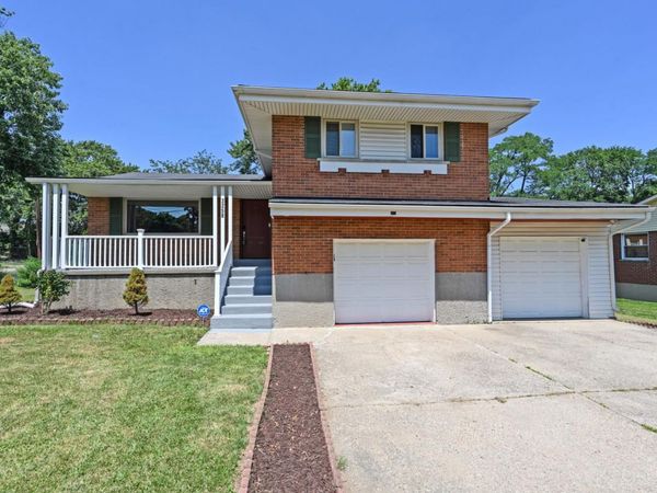 3258 Lillwood Lane, Colerain Twp, OH 45251