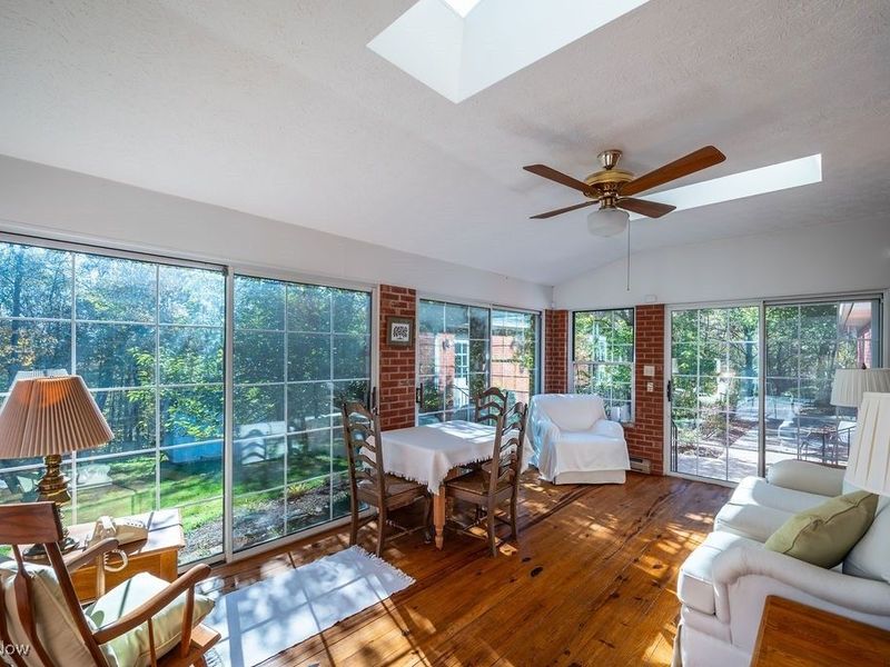 1252 New England Ridge Road, Washington, WV 26181 Photo 17