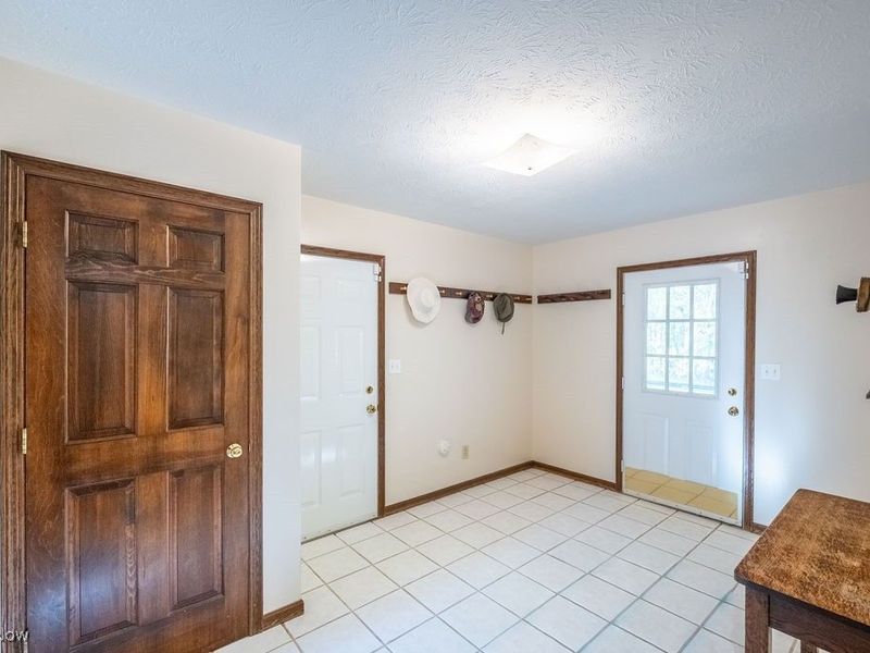 1252 New England Ridge Road, Washington, WV 26181 Photo 19