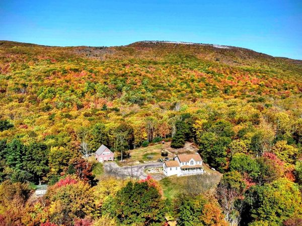 557 Oregon Trail, Walker Valley, NY 12566