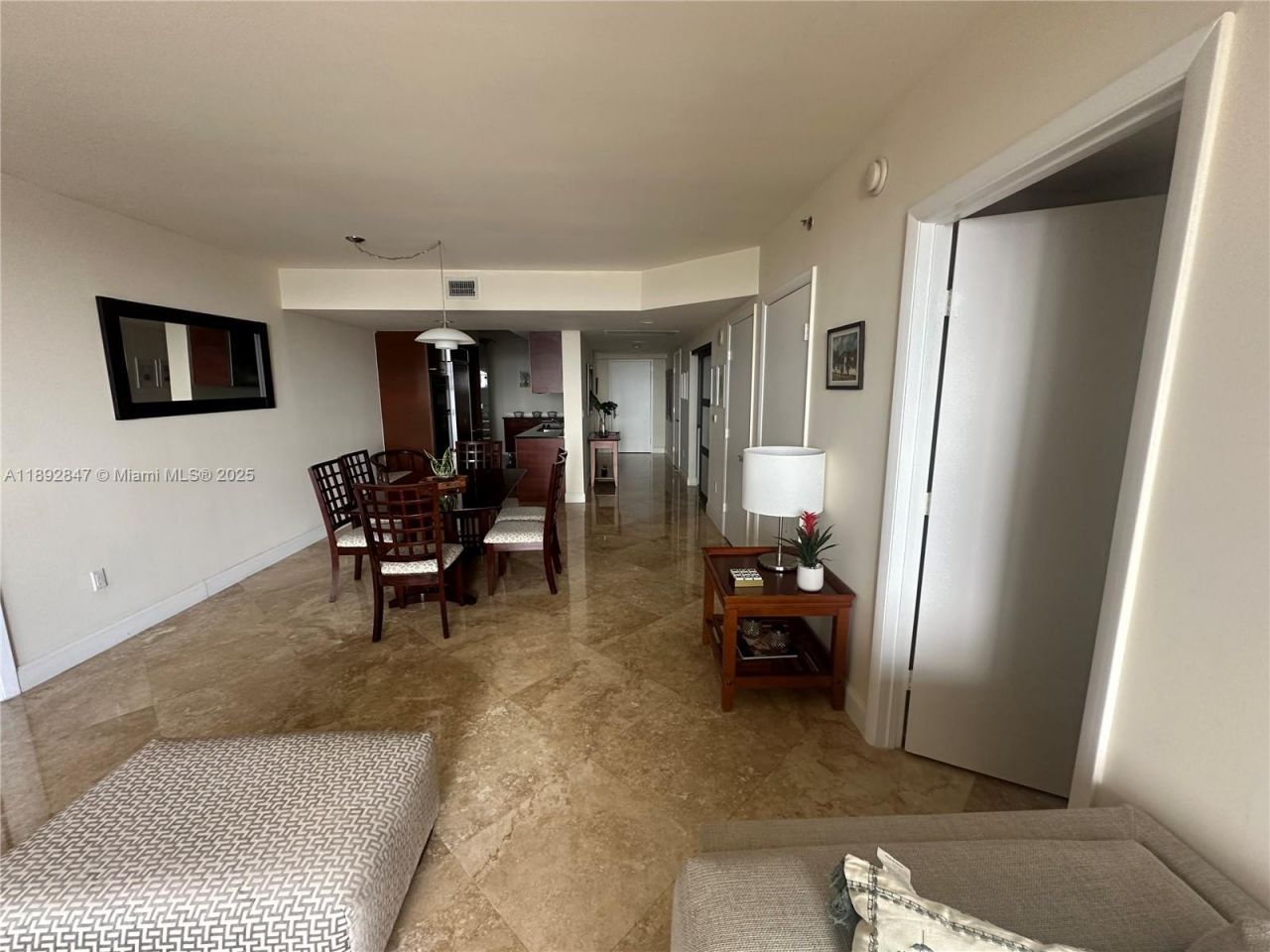 1800 S Ocean Dr, Unit 2707, Hallandale Beach, FL 33009 Photo