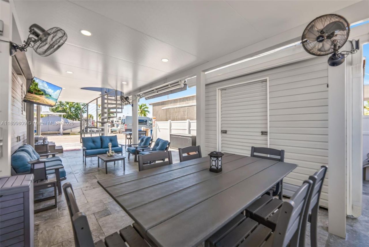 325 Calusa St  Lot 318, Key Largo, FL 33037 Photo