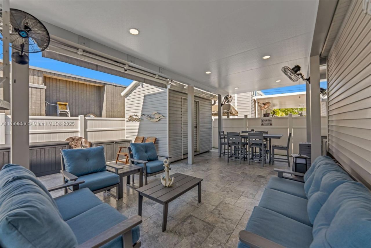 325 Calusa St  Lot 318, Key Largo, FL 33037 Photo