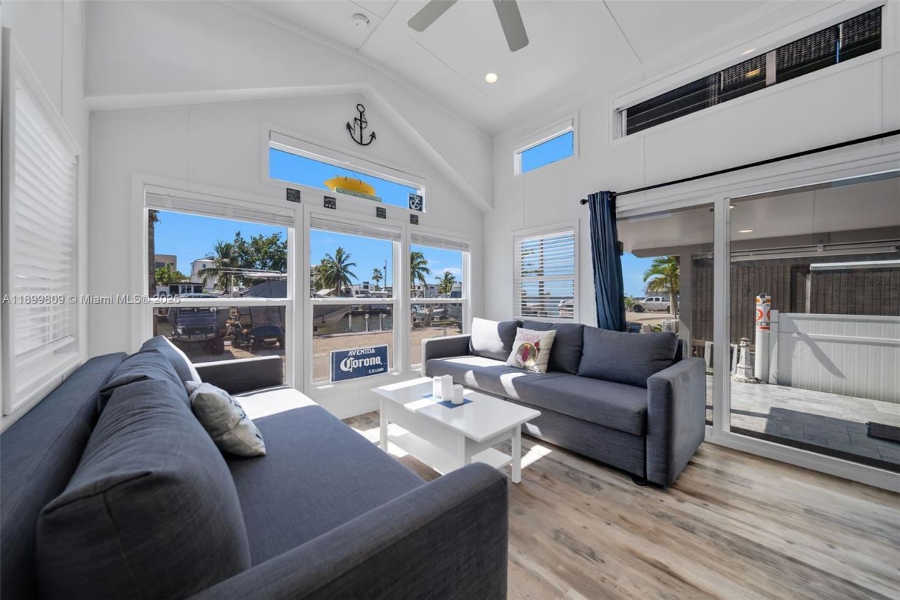 325 Calusa St  Lot 318, Key Largo, FL 33037 Photo