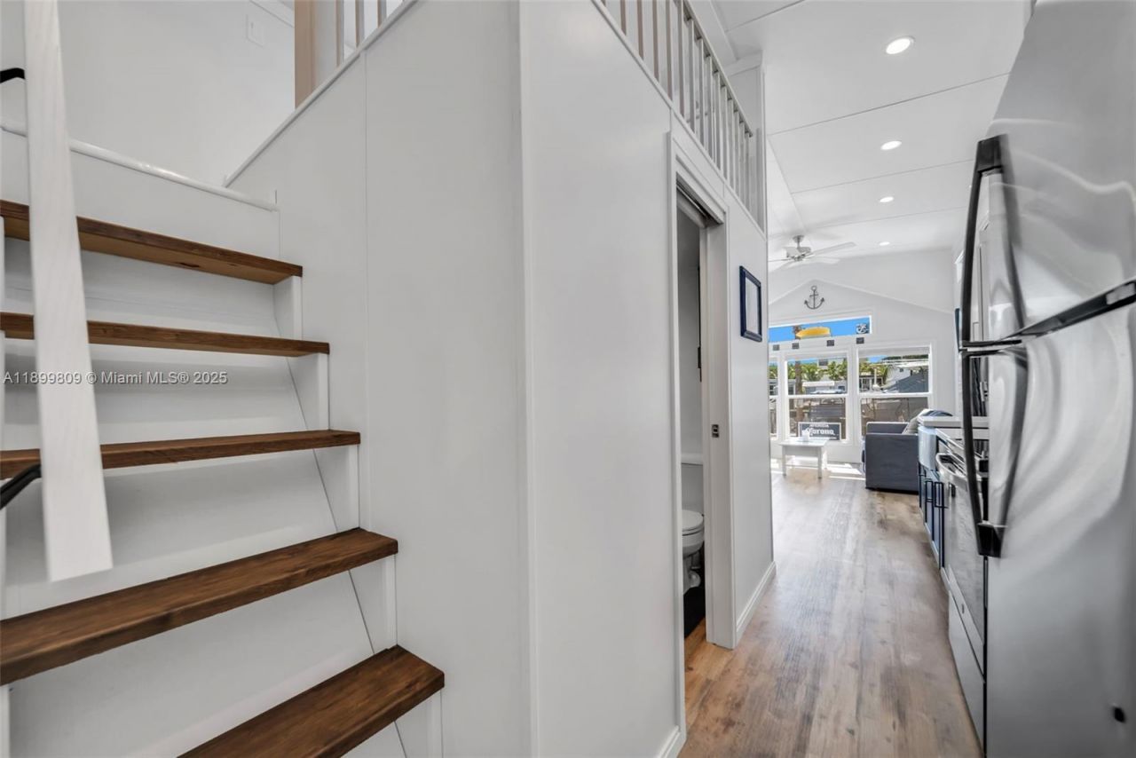 325 Calusa St  Lot 318, Key Largo, FL 33037 Photo