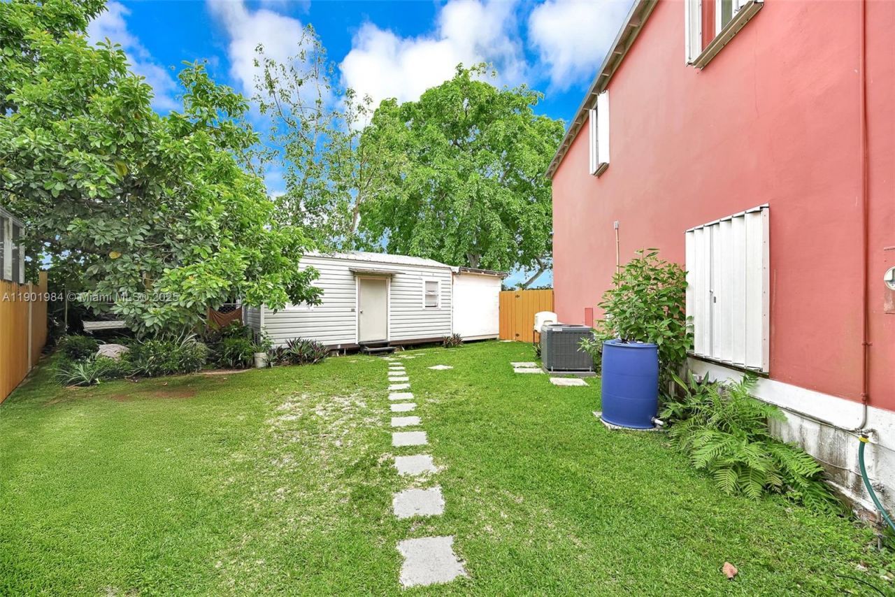 11953 SW 268th Ter, Miami, FL 33032 Photo