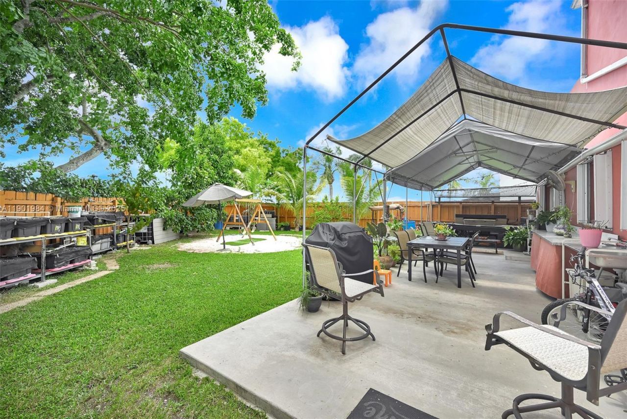 11953 SW 268th Ter, Miami, FL 33032 Photo