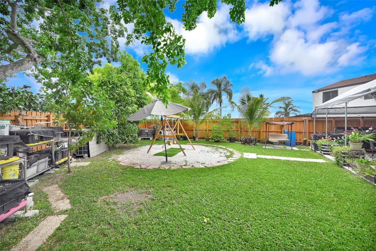 11953 SW 268th Ter, Miami, FL 33032 Photo