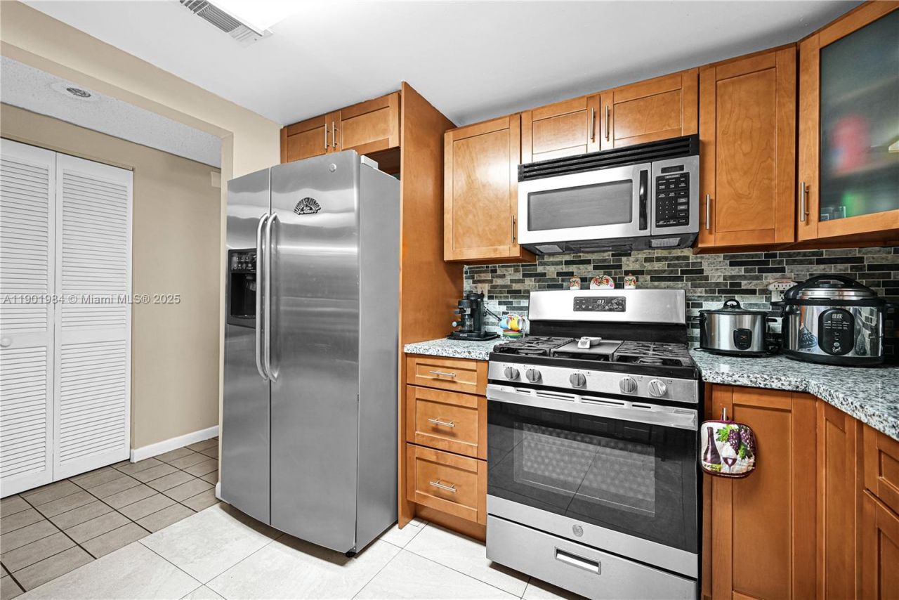 11953 SW 268th Ter, Miami, FL 33032 Photo