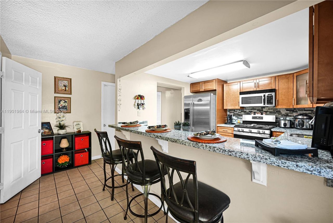 11953 SW 268th Ter, Miami, FL 33032 Photo