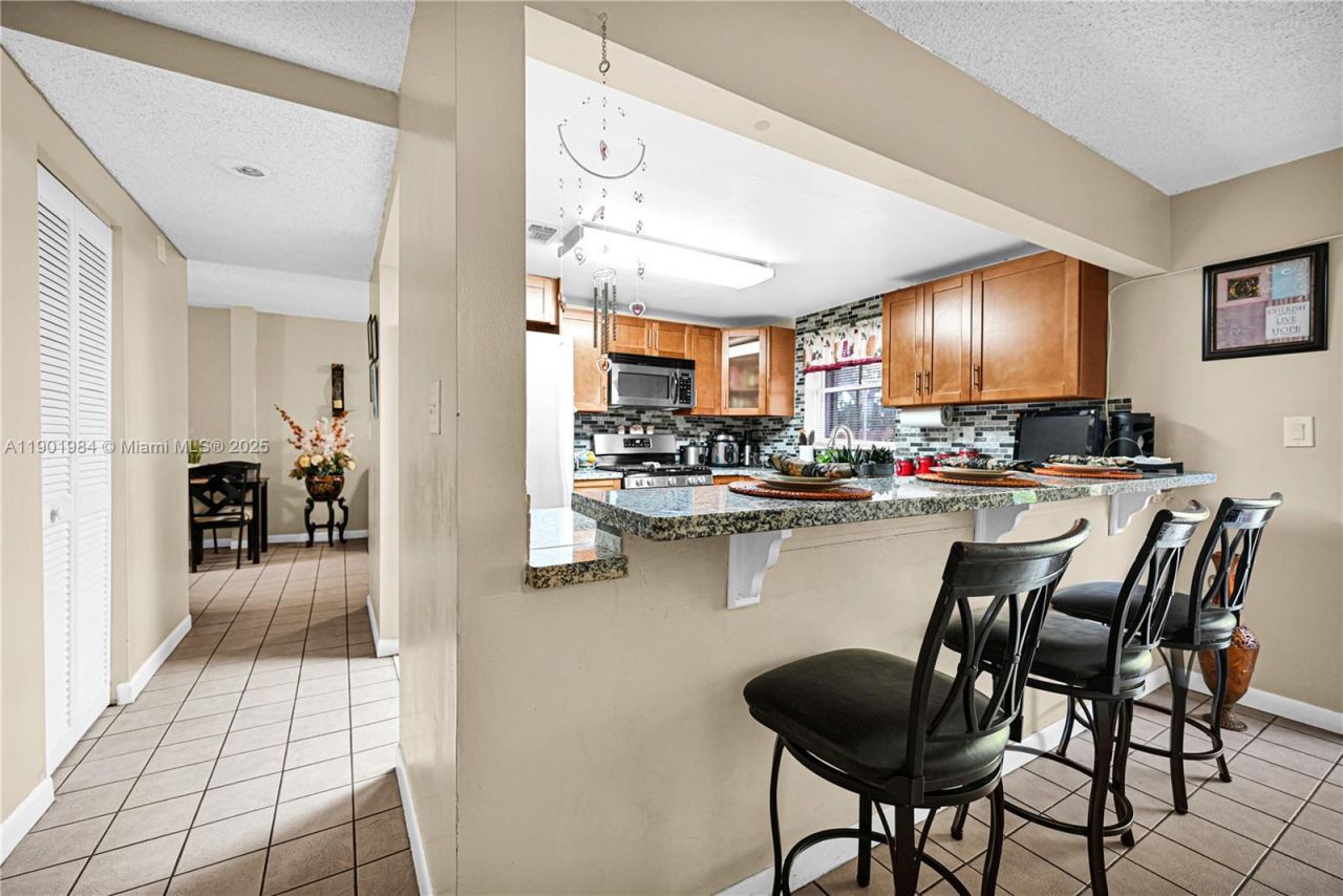 11953 SW 268th Ter, Miami, FL 33032 Photo