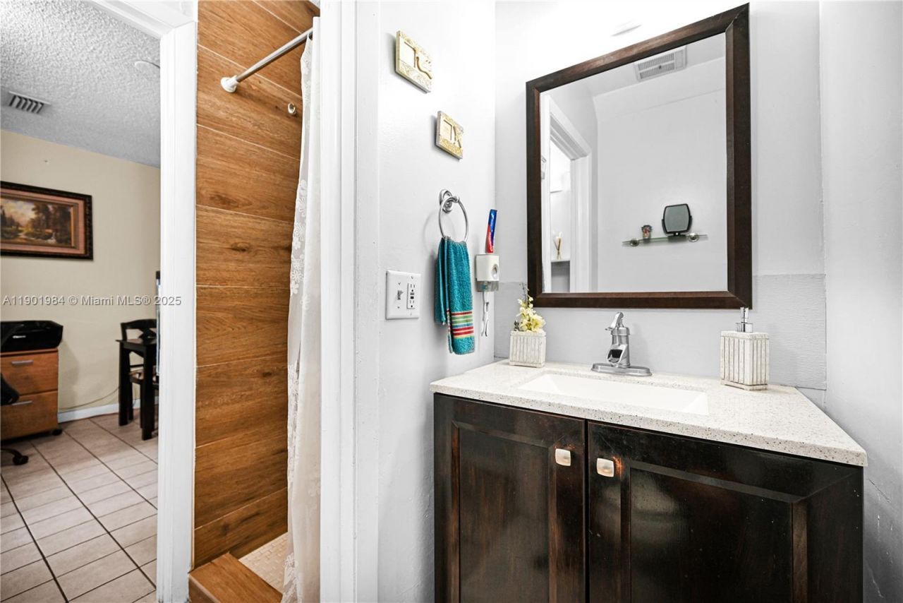 11953 SW 268th Ter, Miami, FL 33032 Photo