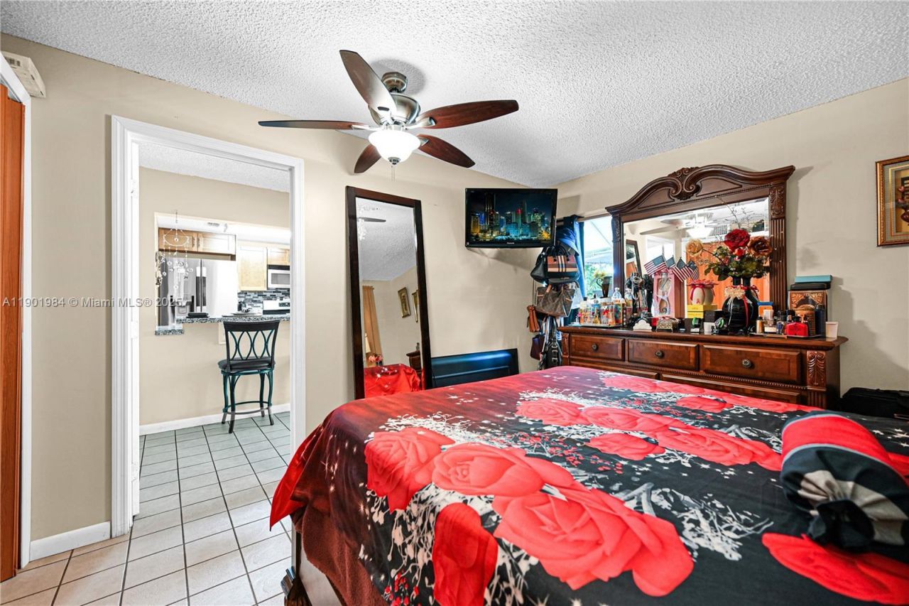 11953 SW 268th Ter, Miami, FL 33032 Photo