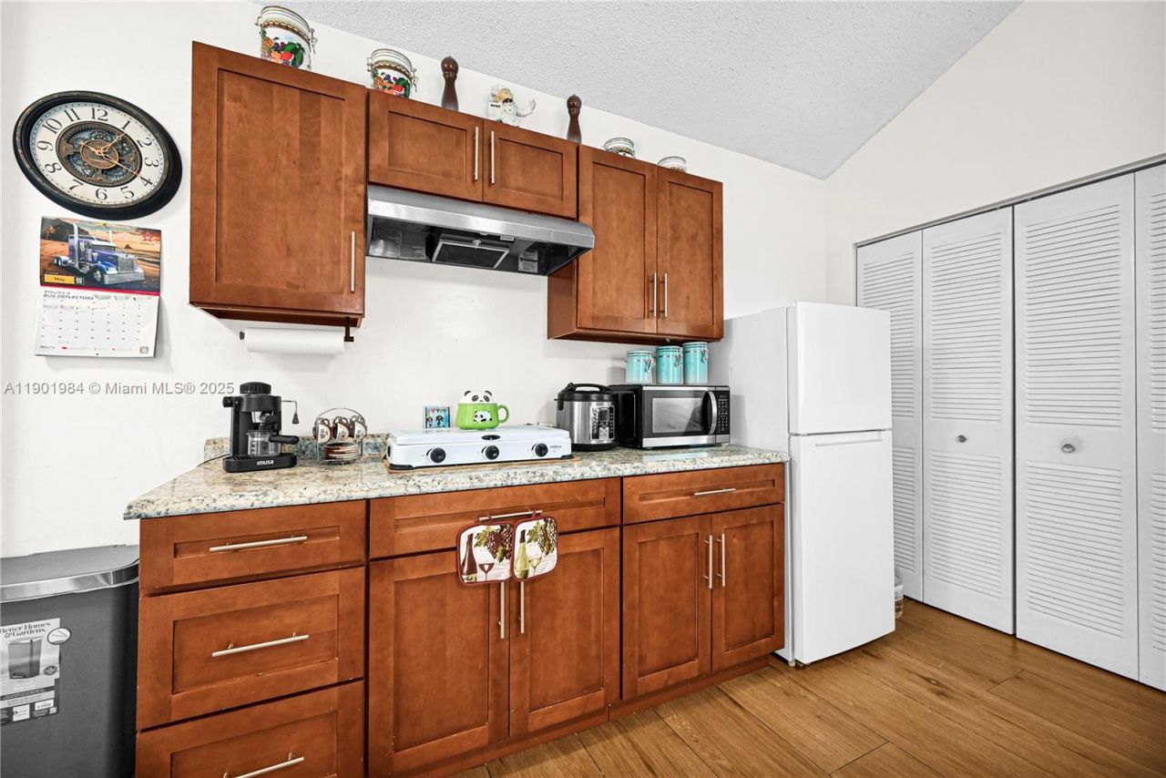 11953 SW 268th Ter, Miami, FL 33032 Photo